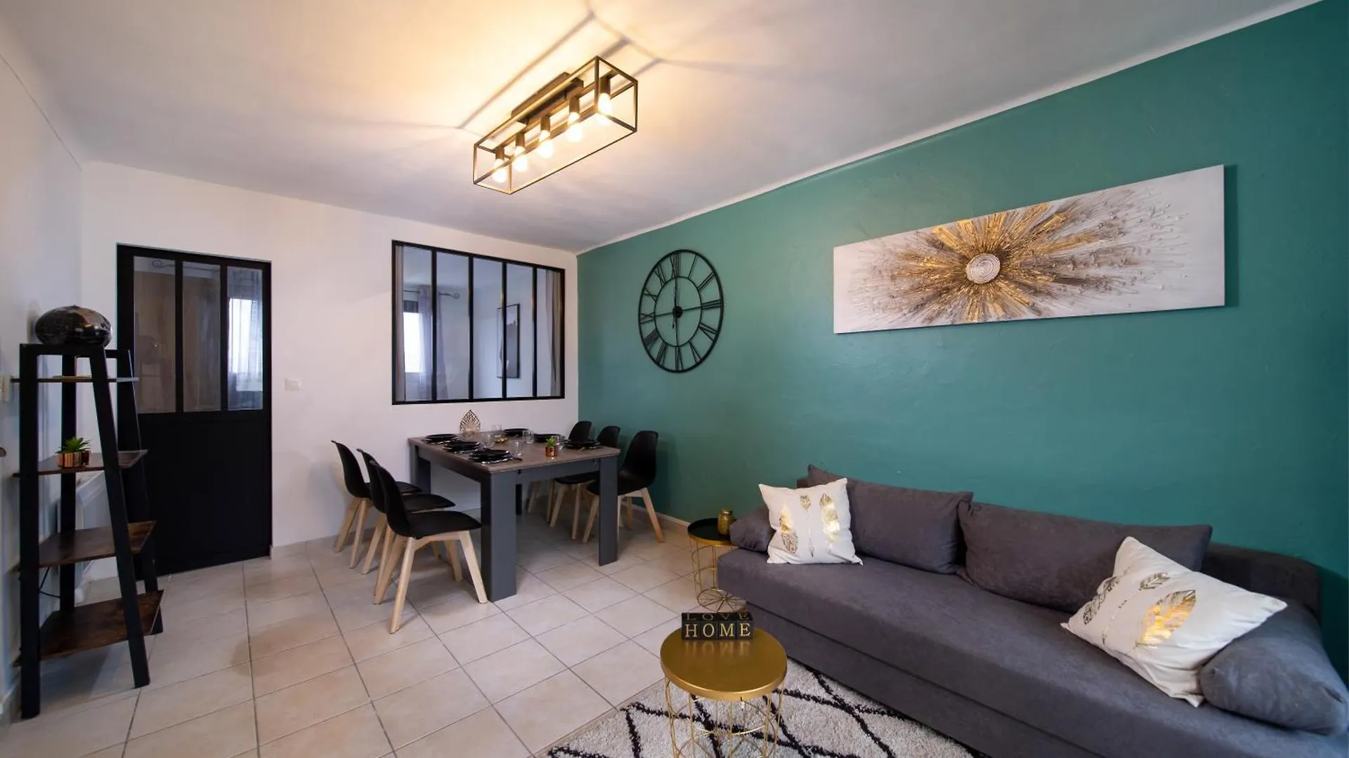Apartment Appartement 3 Chambres Avec Terrasse Et Parking Marseille France